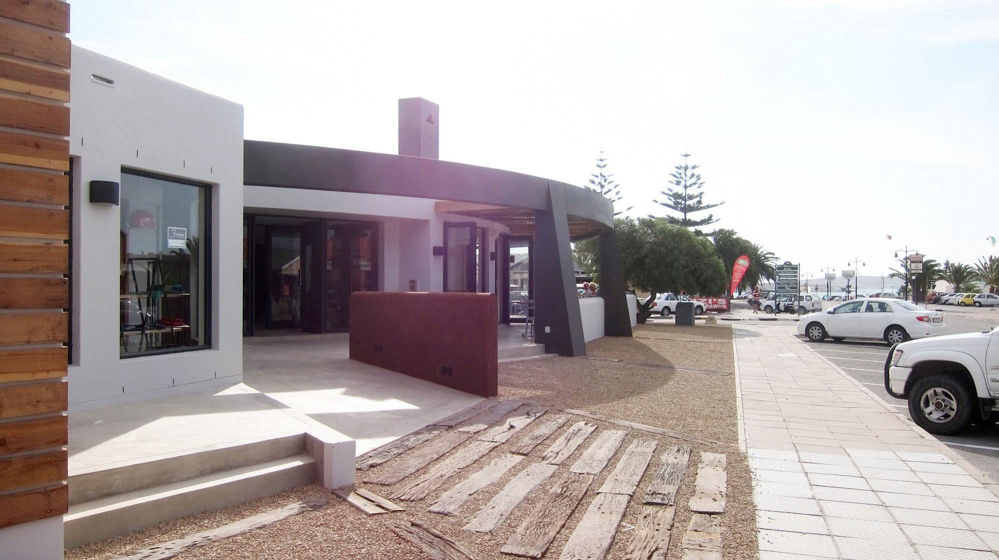 Windtown Lagoon Hotel Langebaan Exterior foto